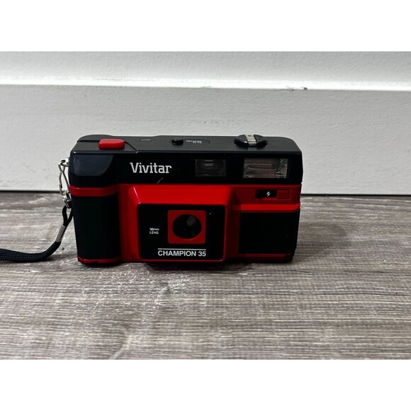 Vivitar Champion 35 Film Camera 35mm Point And Shoot 38mm Lens Black - Picture 1 of 6